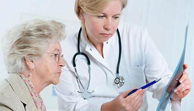 Pacient s príznakmi hrudnej osteochondrózy sa obrátil na lekára, aby objasnil diagnózu